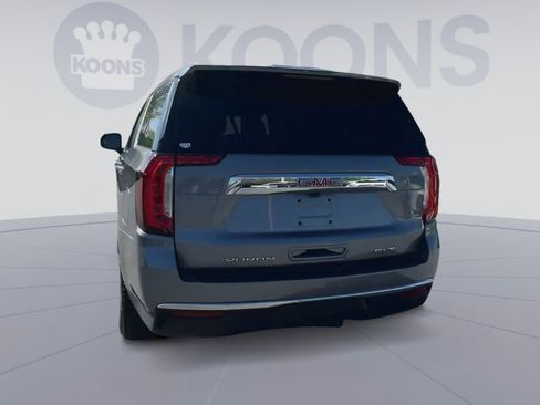 Used 2022 GMC Yukon XL SLT w/ SLT Premium Package image 10