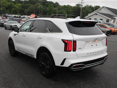 Used 2022 Kia Sorento SX image 5