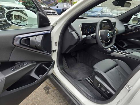 Used 2025 BMW X3 xDrive30i w/ Premium Package AWD/4WD image 20