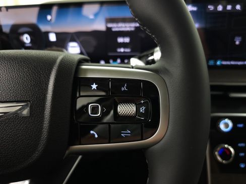 Used 2026 Genesis GV80 2.5T Advanced image 17