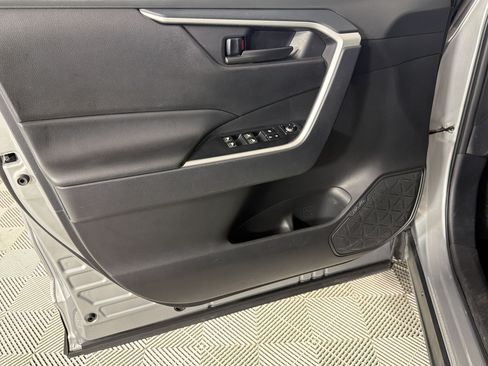 Used 2024 Toyota RAV4 LE FWD image 14