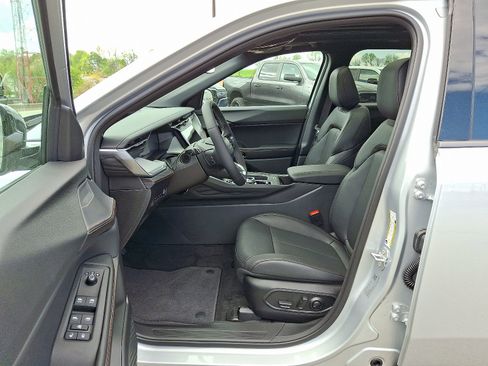 New 2026 Jeep Cherokee Limited image 8