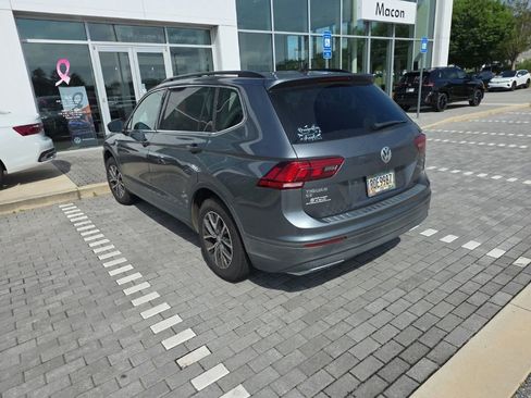 Used 2019 Volkswagen Tiguan SE w/ Panoramic Sunroof Package AWD/4WD image 8
