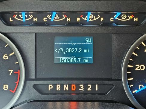 Used 2015 Ford F150 XLT w/ Trailer Tow Package image 21