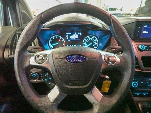 Used 2022 Ford Transit Connect XL image 12