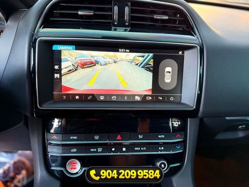 Used 2020 Jaguar F-PACE Premium image 17