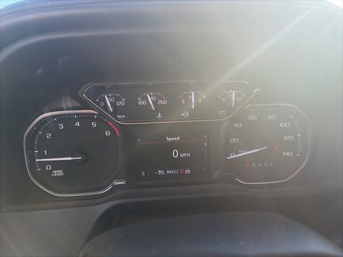 Used 2022 GMC Sierra 2500 SLE w/ SLE Value Package; image 13