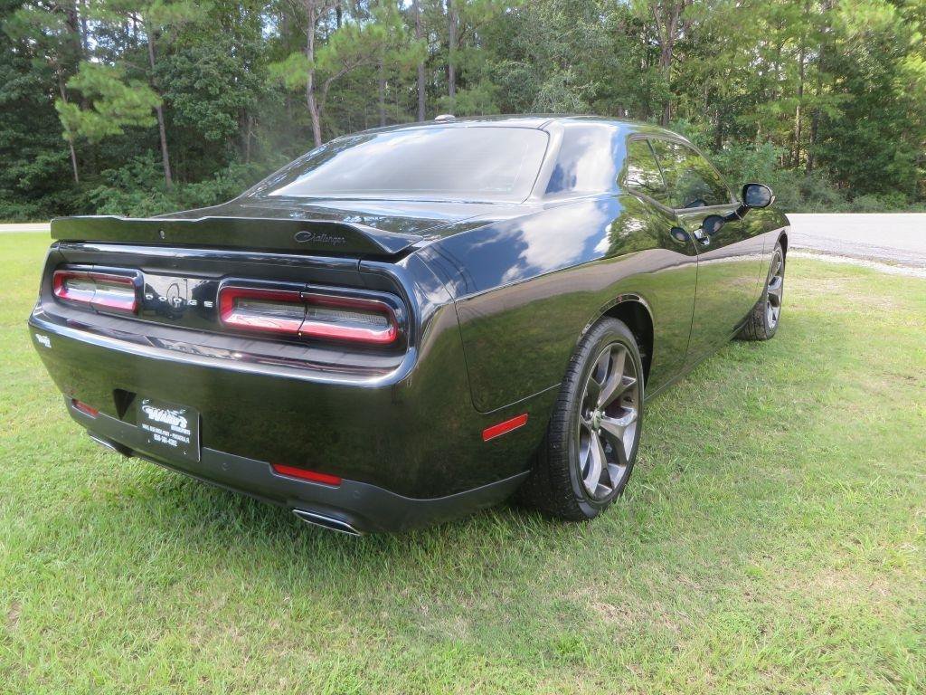 Used 2019 Dodge Challenger GT RWD image 6
