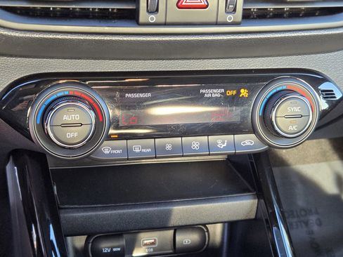 Used 2023 Kia Forte GT-Line w/ GT-Line Technology Package image 19