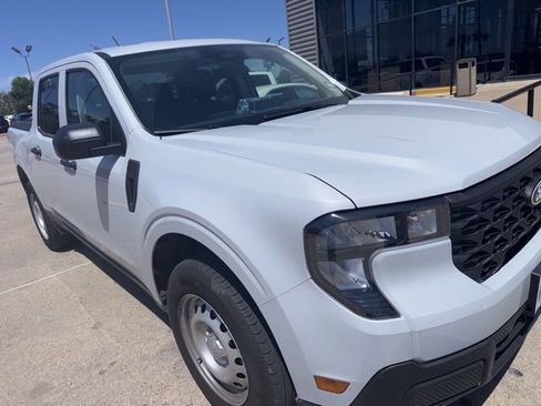 Used 2025 Ford Maverick XL w/ Equipment Group 102A image 2