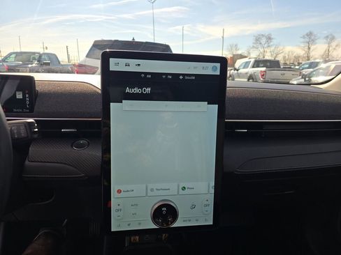 Used 2021 Ford Mustang Mach-E Premium image 11