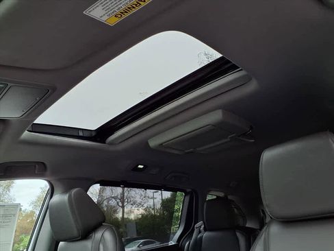 Used 2020 Honda Odyssey Touring image 16