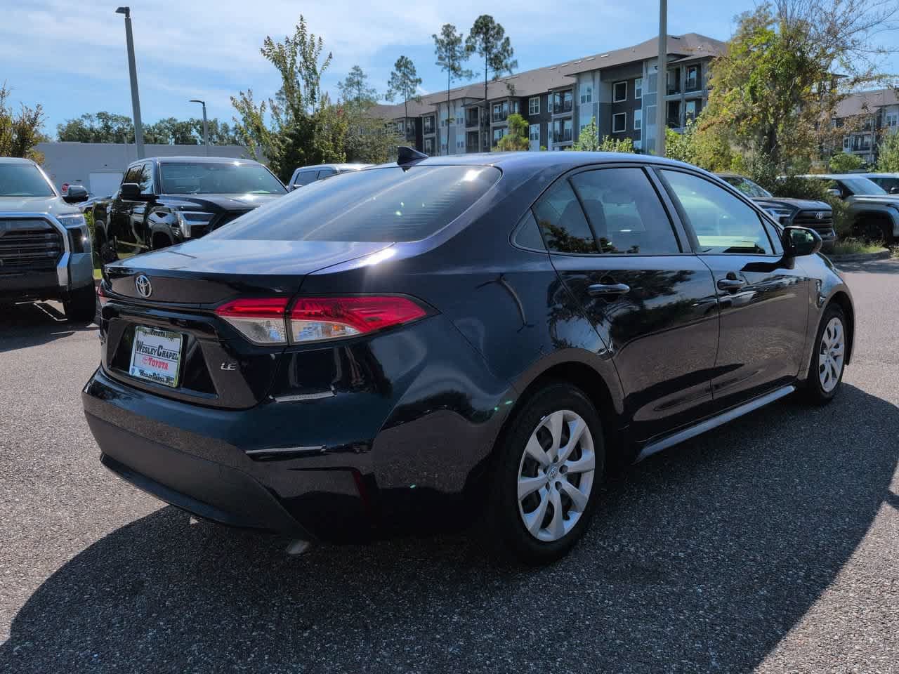 Used 2021 Toyota Corolla LE FWD image 6