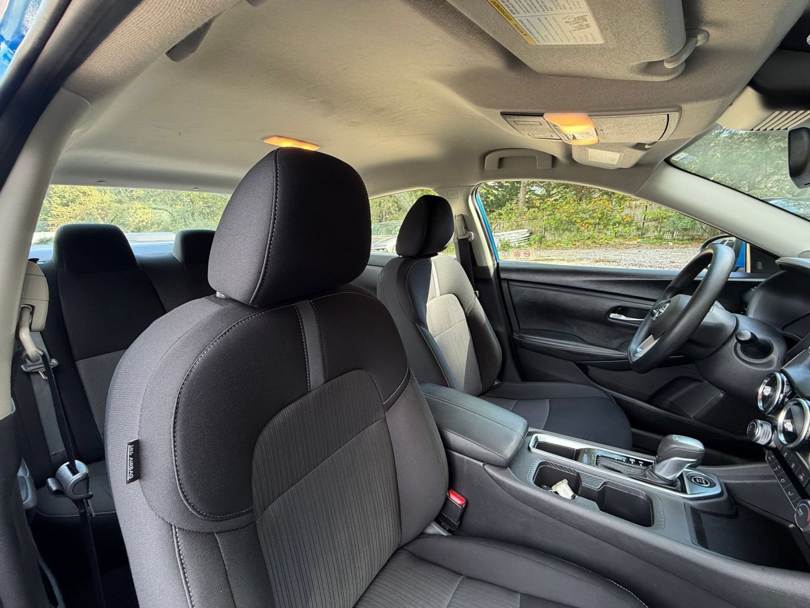 Used 2025 Nissan Sentra SV FWD image 33