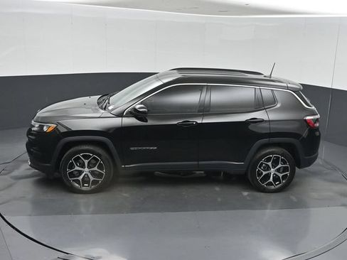 Used 2024 Jeep Compass Limited AWD/4WD image 41