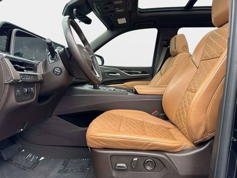 Certified 2024 Cadillac Escalade ESV Premium Luxury w/ Performance Package image 19