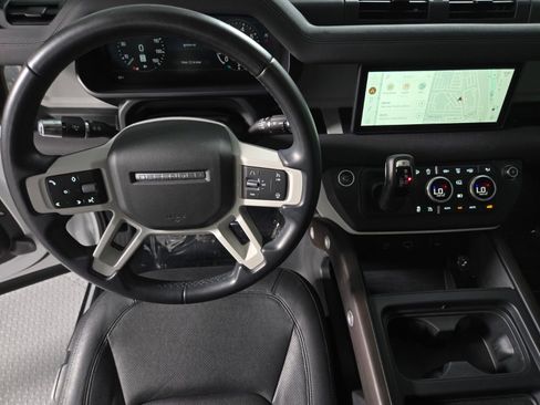 Used 2022 Land Rover Defender 110 S AWD/4WD image 13