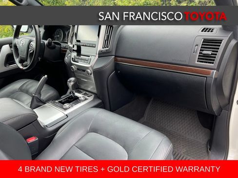 Certified 2020 Toyota Land Cruiser Heritage Edition AWD/4WD image 24