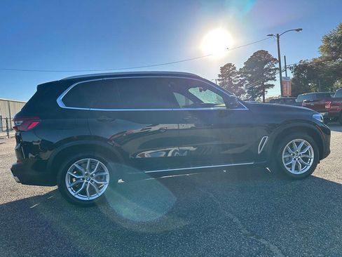 Used 2019 BMW X5 xDrive40i w/ Convenience Package image 16