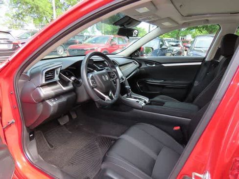 Used 2020 Honda Civic EX image 2