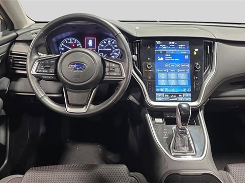 Used 2023 Subaru Outback Premium image 9