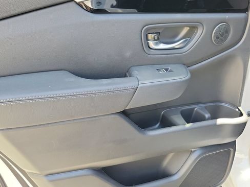Used 2026 Honda Pilot EX-L image 16