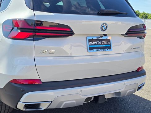 New 2026 BMW X5 xDrive50e AWD/4WD image 37