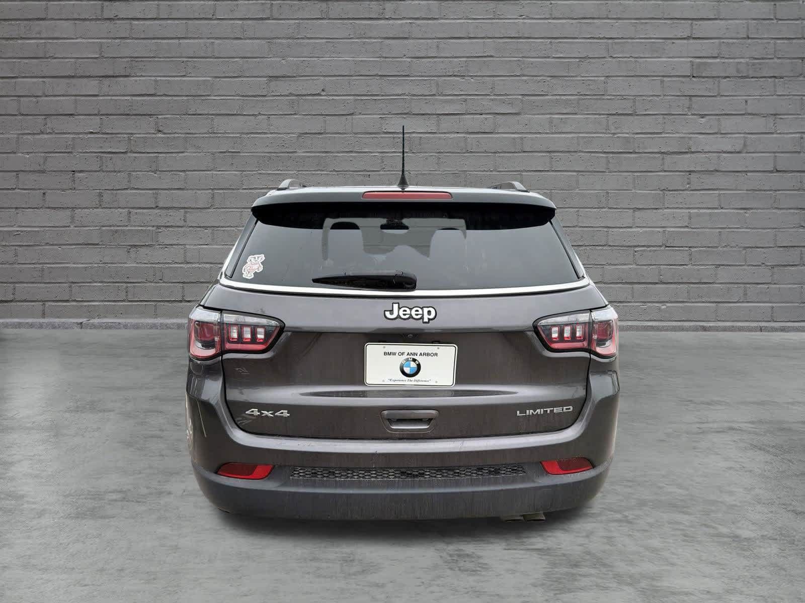 Used 2020 Jeep Compass Limited w/ Luxury Seat Group AWD/4WD image 8