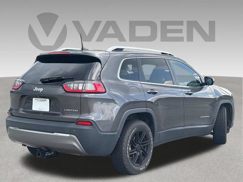 Used 2019 Jeep Cherokee Limited FWD image 9