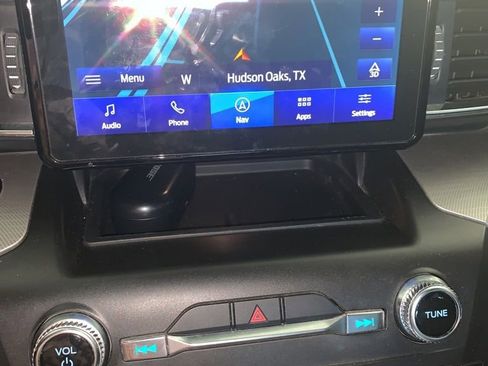 Used 2020 Ford Explorer XLT w/ Equipment Group 202A image 11