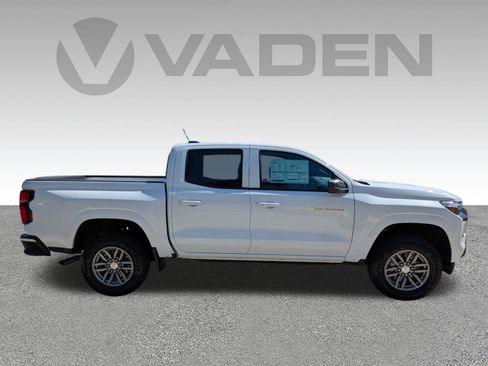 New 2025 Chevrolet Colorado W/T w/ WT Convenience Package II image 24