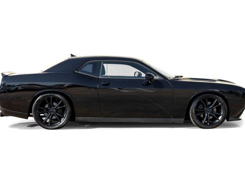 Used 2016 Dodge Challenger R/T Plus image 6