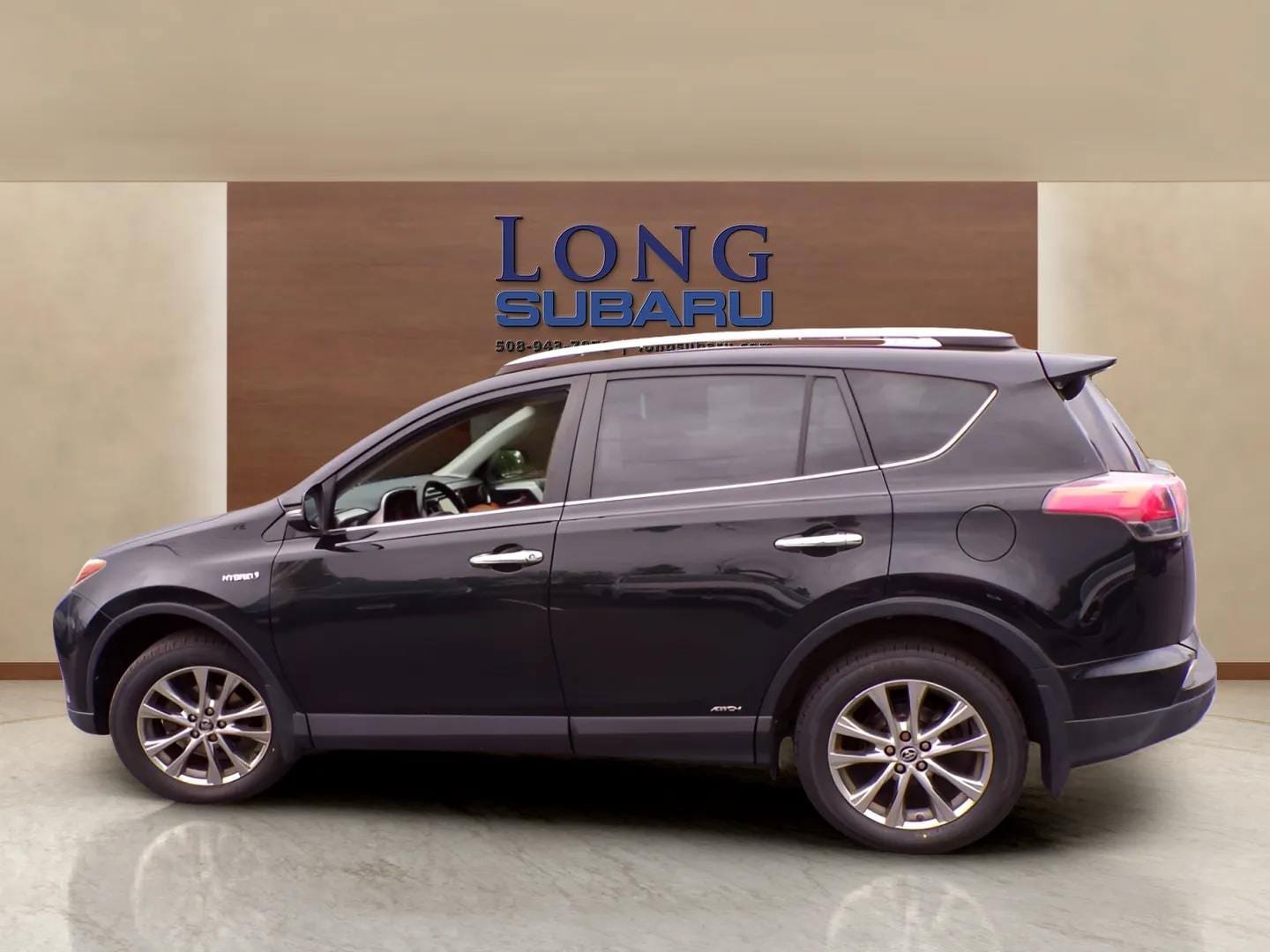 Used 2016 Toyota RAV4 Limited AWD/4WD image 2