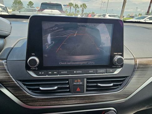 Used 2020 Nissan Altima 2.5 SL FWD image 20