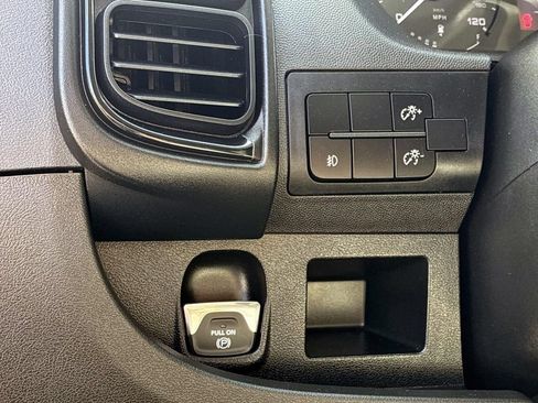 Used 2025 RAM ProMaster 3500 w/ Convenience Group FWD image 21