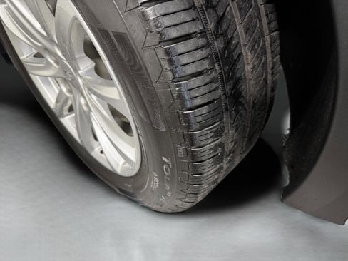 Used 2022 Cadillac XT4 Luxury w/ Driver Awareness Package FWD image 48