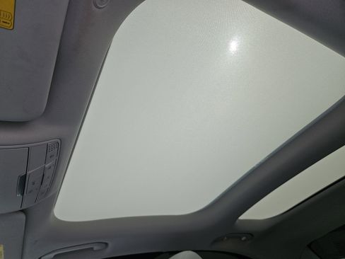 Used 2023 Mercedes-Benz E 350 Sedan image 14