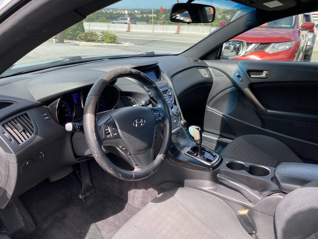 Used 2013 Hyundai Genesis 2.0T RWD image 11