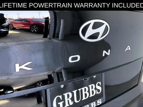 Used 2024 Hyundai Kona SEL FWD image 40