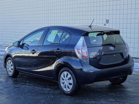 Used 2012 Toyota Prius C Two image 5