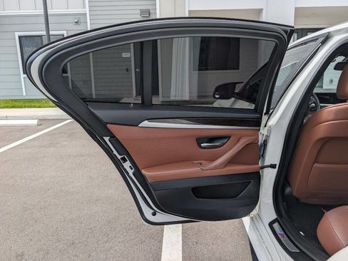 Used 2013 BMW 528i Sedan image 14