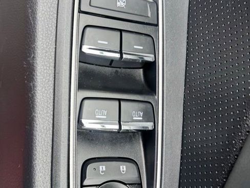 Used 2024 Subaru Ascent Limited w/ Technology Package AWD/4WD image 15