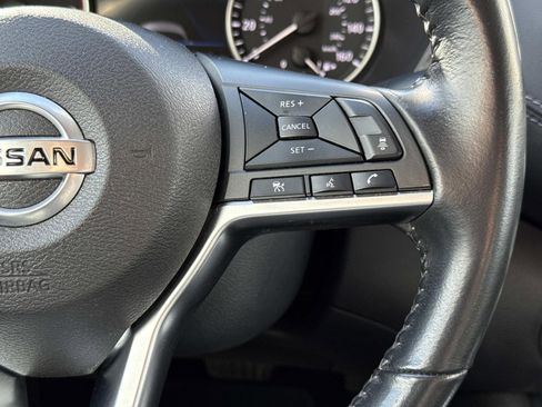 Used 2023 Nissan Sentra SV image 13