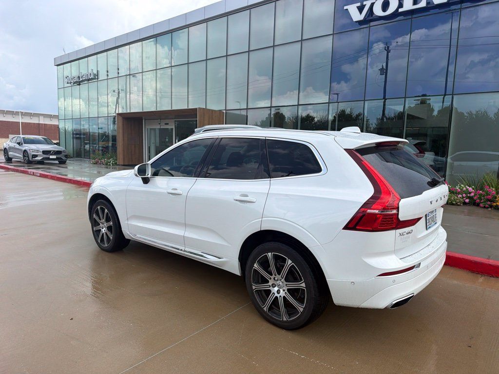 Used 2021 Volvo XC60 T5 Inscription w/ Advanced Package AWD/4WD image 6