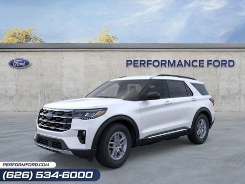 New 2025 Ford Explorer Active w/ Active Comfort Package image 1