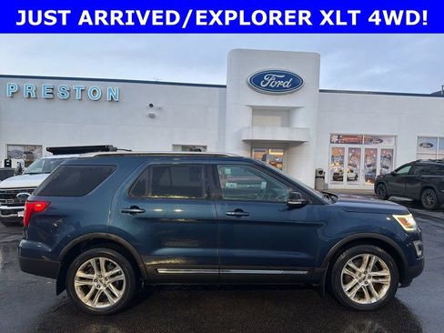 Used 2017 Ford Explorer XLT w/ Equipment Group 202A image 1