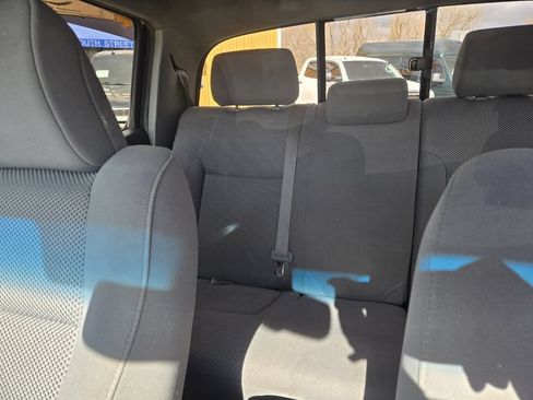 Used 2009 Toyota Tacoma 4x4 Double Cab w/ TRD Sport Pkg w/JBL Audio image 17
