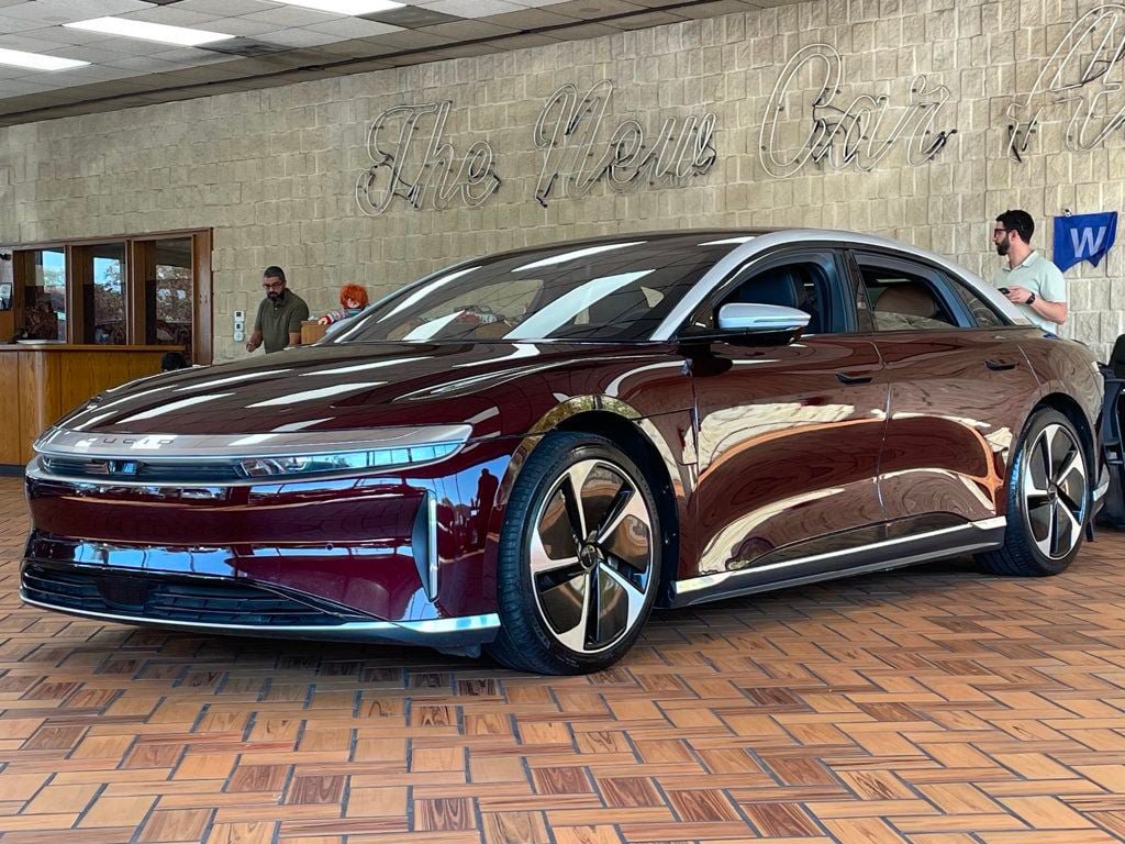 Used 2023 Lucid Air Grand Touring AWD/4WD image 4