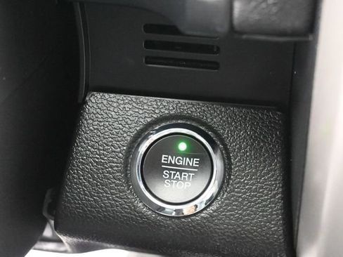 Used 2018 Ford F150 Lariat image 21