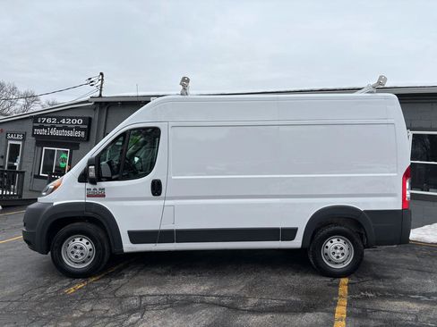 Used 2018 RAM ProMaster 2500 w/ Interior Convenience Group image 5